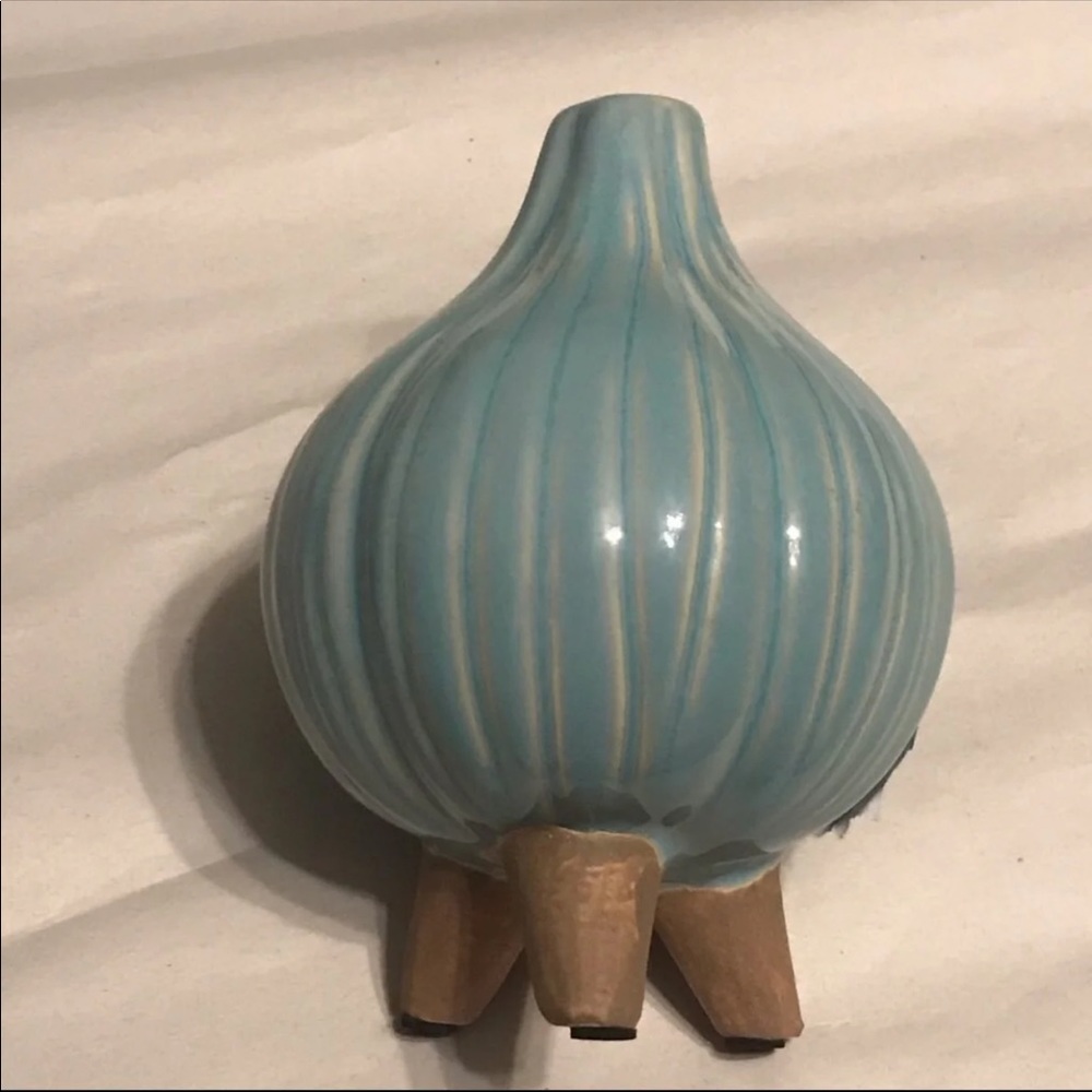 New Pier 1 Cyan/Cream Ceramic Footed Vase (Bin68)